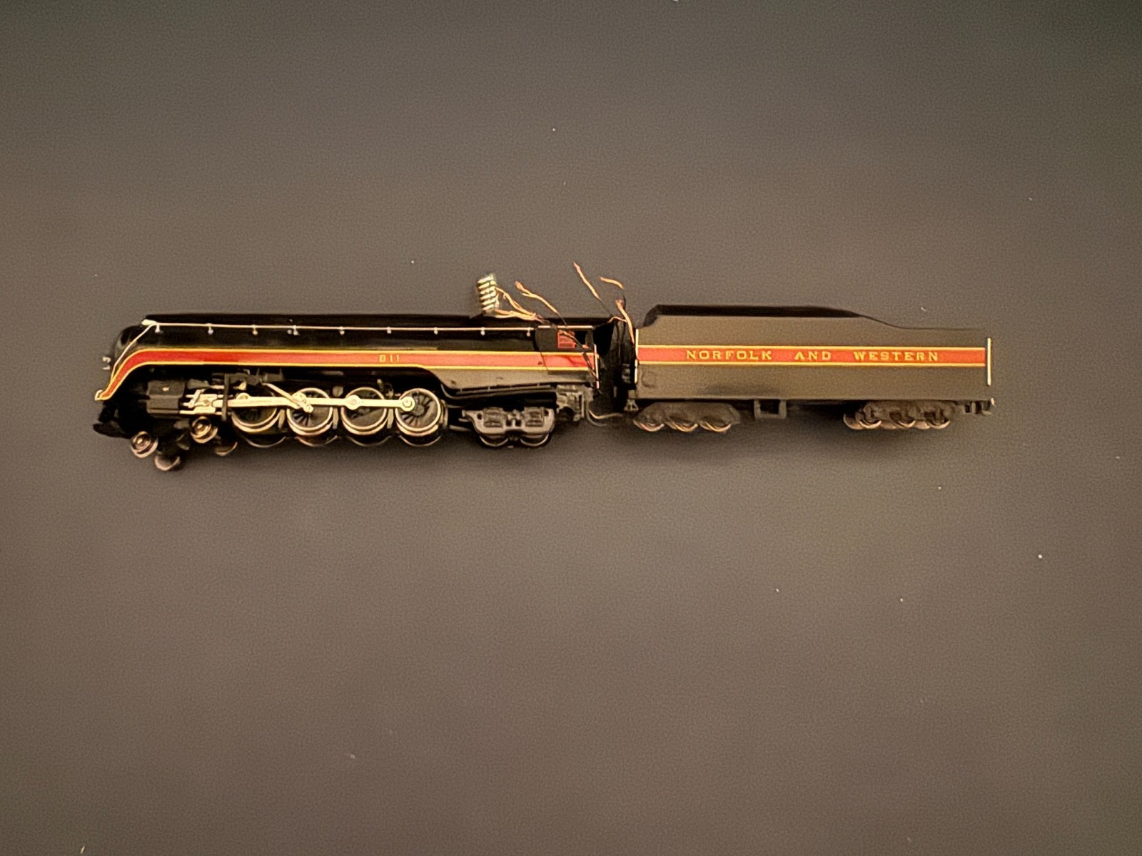 Bachmann 82154 N N&W Class J 4-8-4 Steam Locomotive & Aux. Tender Not Running,