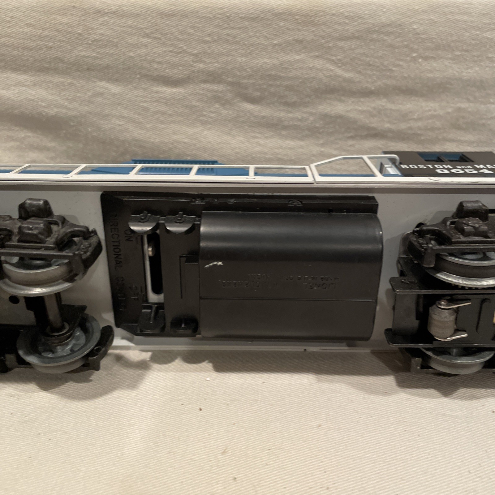 Lionel Boston & Maine GP-7 6-8654 O Gauge NICE!