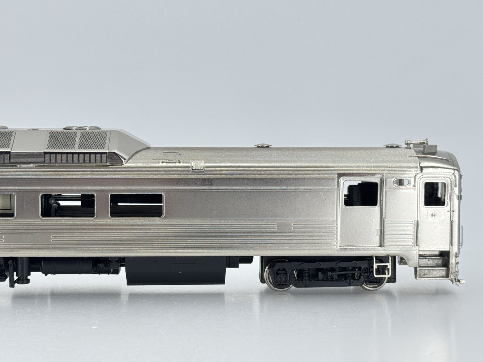 HO Hallmark Models WP Western Pacific/ Northern Pacific NP RDC-2 Locomotive