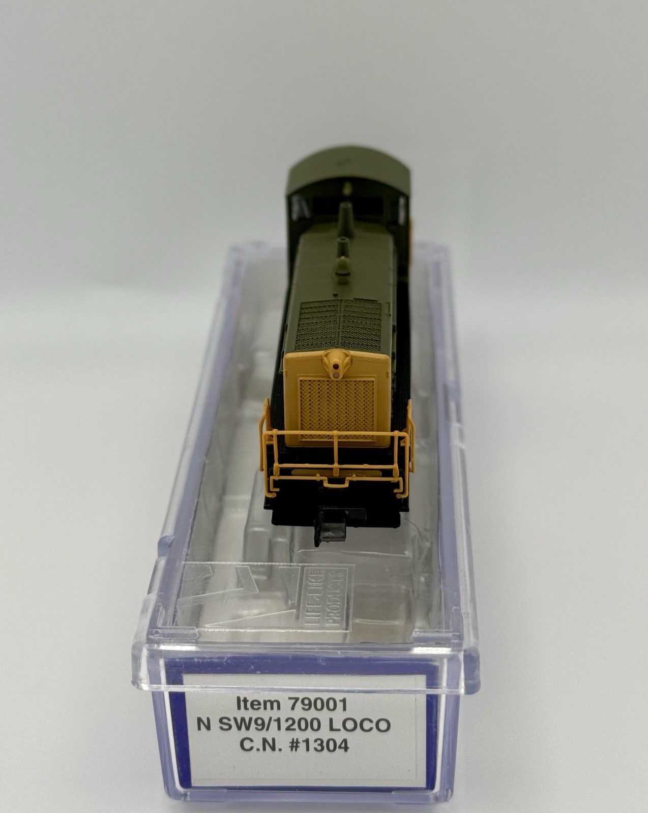 NIOB N Life Like 79001 SW9/1200 Diesel Switcher LOCO Canadian National CN #1304