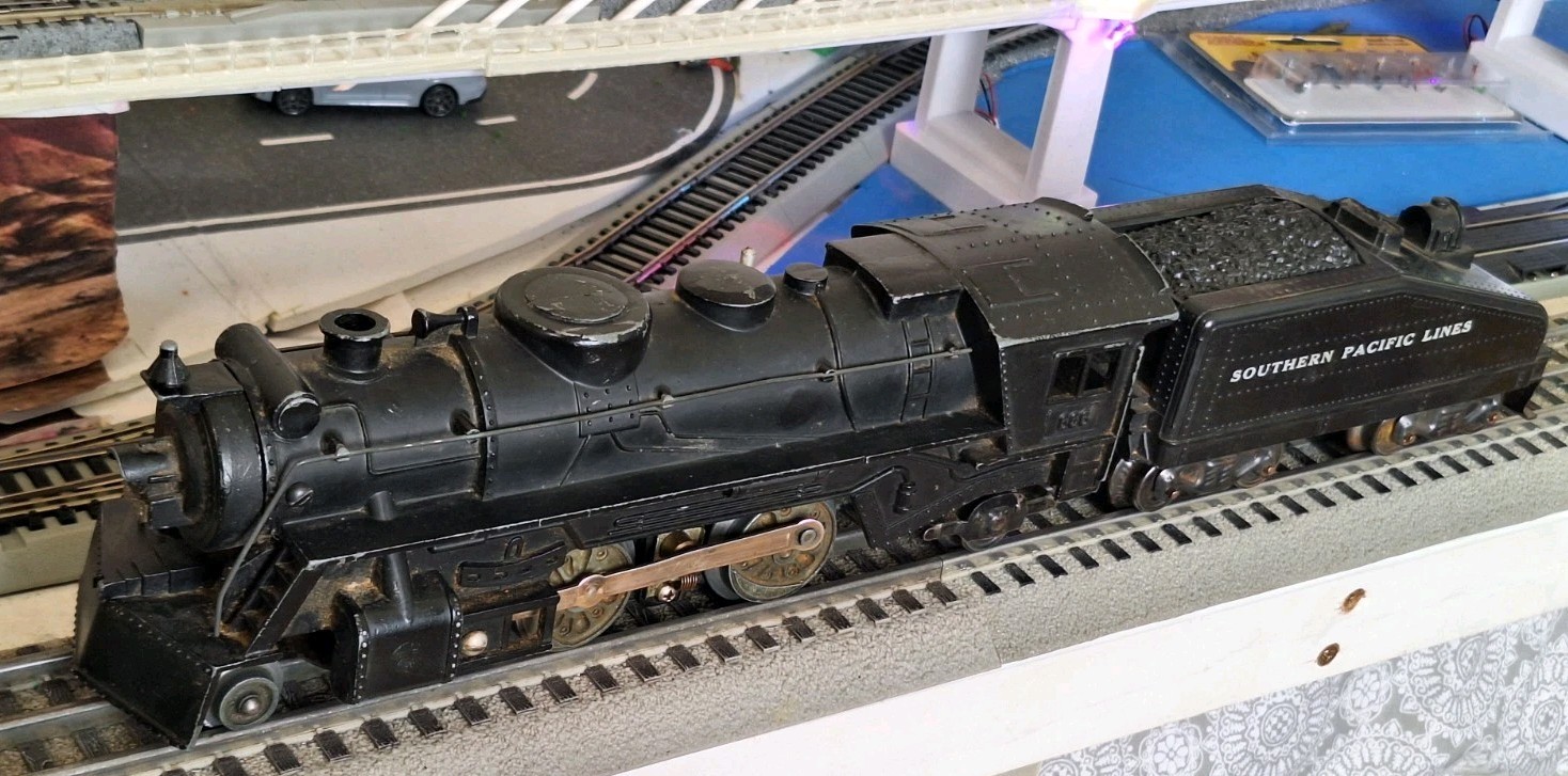 Vintage Marx O Gauge locomotive 666 DieCast smokes W Tender SP Tested