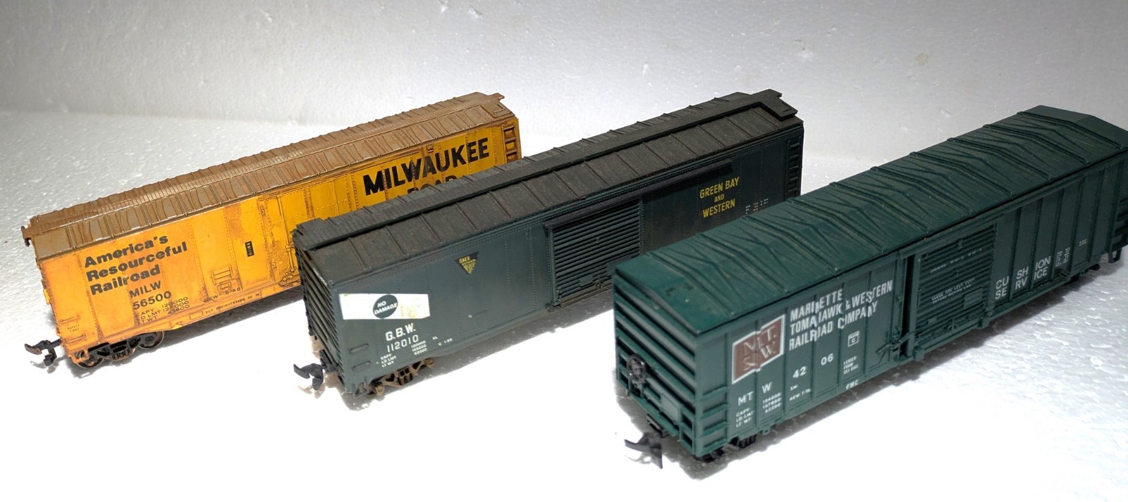 3x Boxcars – Green Bay & Western, Milwaukee Road, Marinette Tomahawk & Western