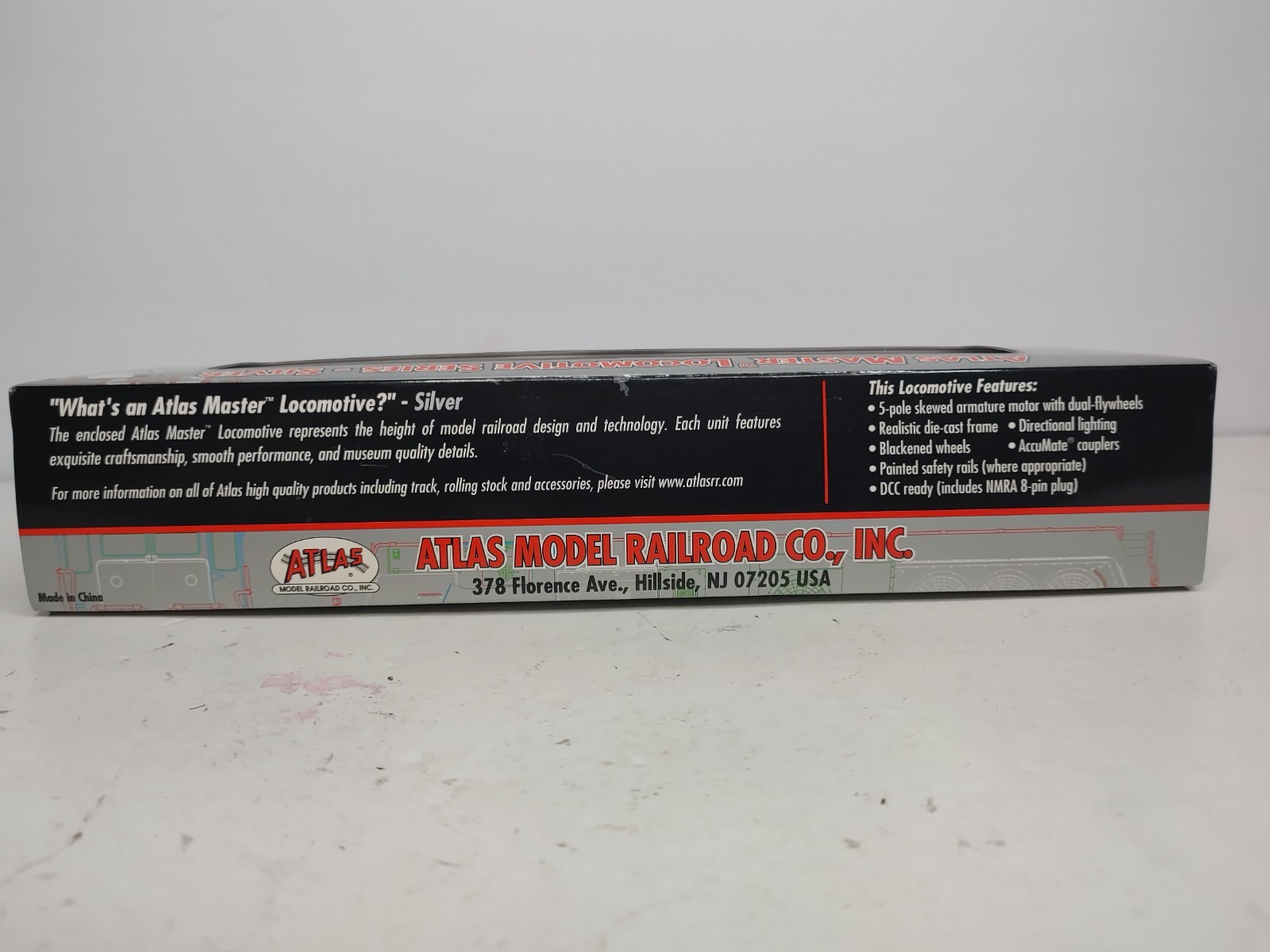 Southern Pacific Dash 8-39B Diesel 8003 Atlas Silver 7289 HO