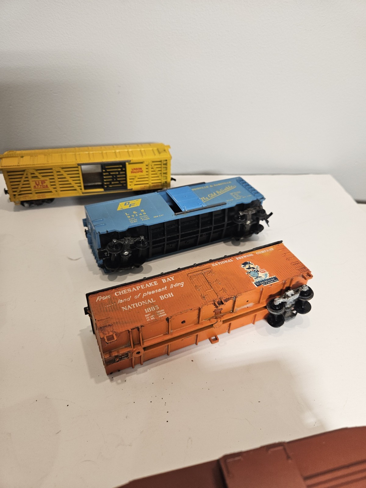 Vintage HO scale Locomotive Power/Dummy Junk Lot – Untested – Unknown if working