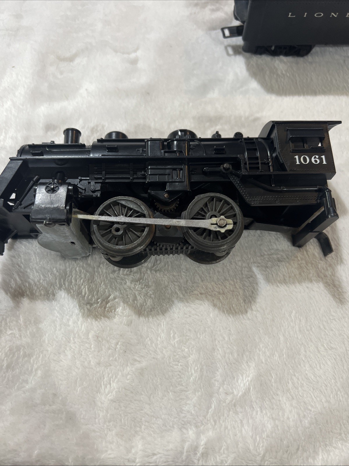 Lionel 1061 Steam Engine Tender Vintage Lionel Lines, O Gauge Model Train W/coal