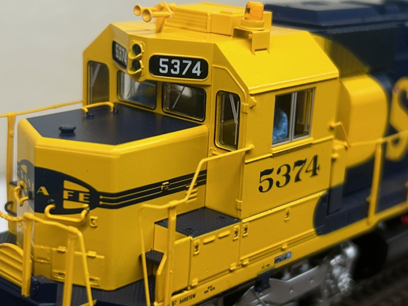 SANTA FE – ATSF SD45 LOCO DCC /TSUNAMI SOUND – BLUE WARBONNET HO Scale NEW OOP