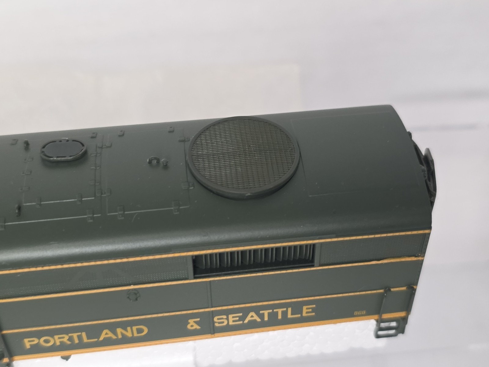 Proto 2000 HO Scale 8385 Spokane Portland & Seattle FA2 Diesel Locomotive NOS