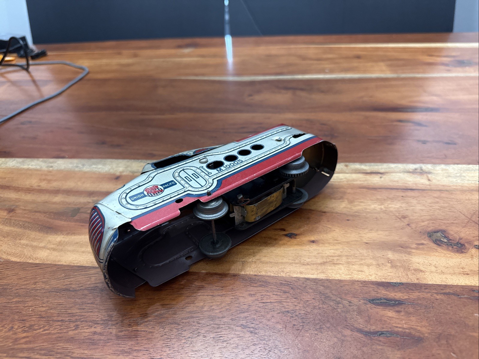 Marx #M10005 O Gauge Electric Union Pacific Streamliner Wind Up Locomotive