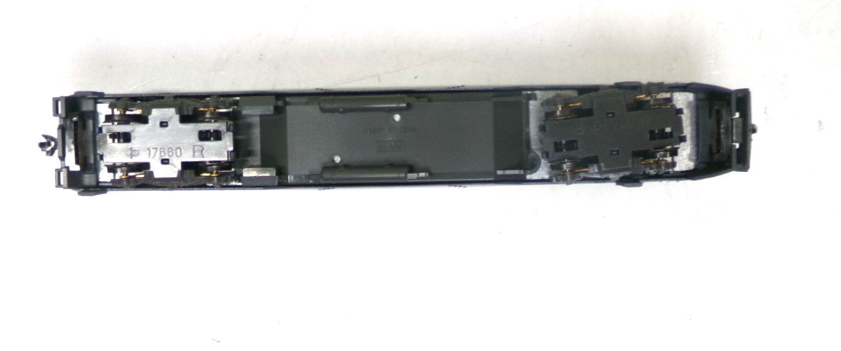 N scale Kato Amtrak P42 diesel engine in OB (lot N43)