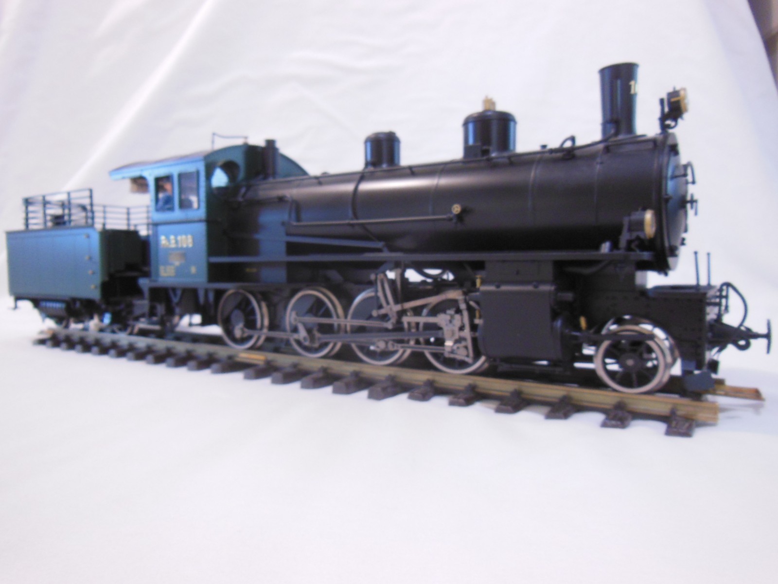10000 Brawa Dampflok 4/5 RhB 2-8-0 Loco G scale