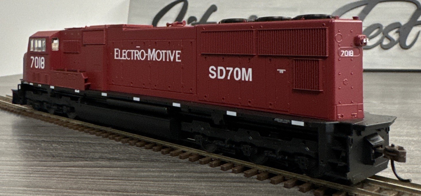 Athearn Genesis HO #G6120 EMD Lease SD70M Diesel Locomotive #7018 LNIB & Tested!