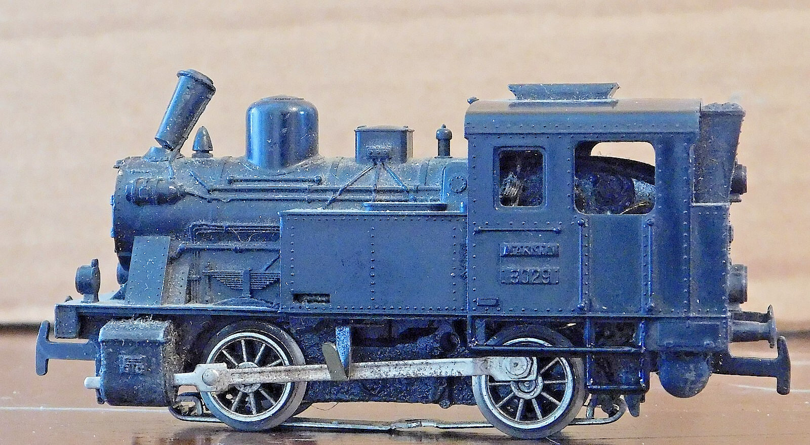 M-Track-MARKLIN 2-Axle Steam Locomotive w/Reversing Switch Rd# DB 3029 – HO RARE