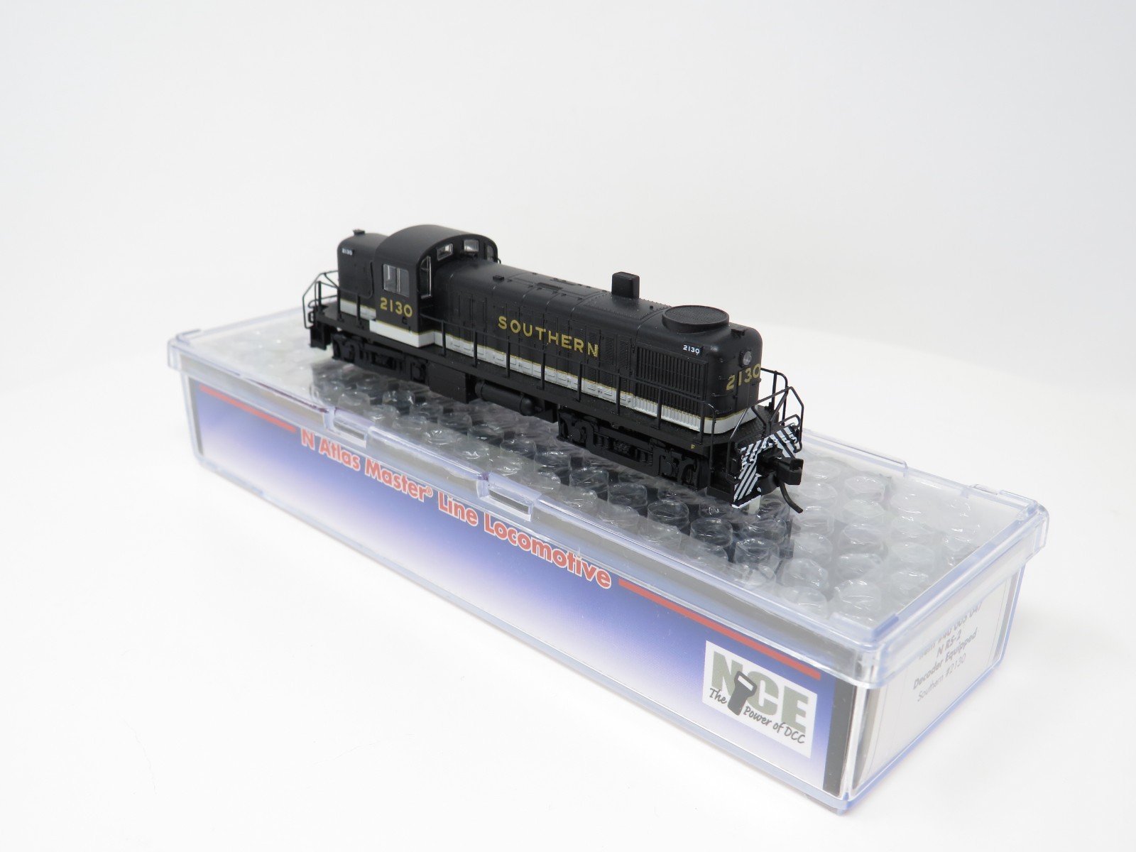 Atlas N 40005047 DCC Southern Railway #2130 RS-2 Diesel Switcher Locomotive