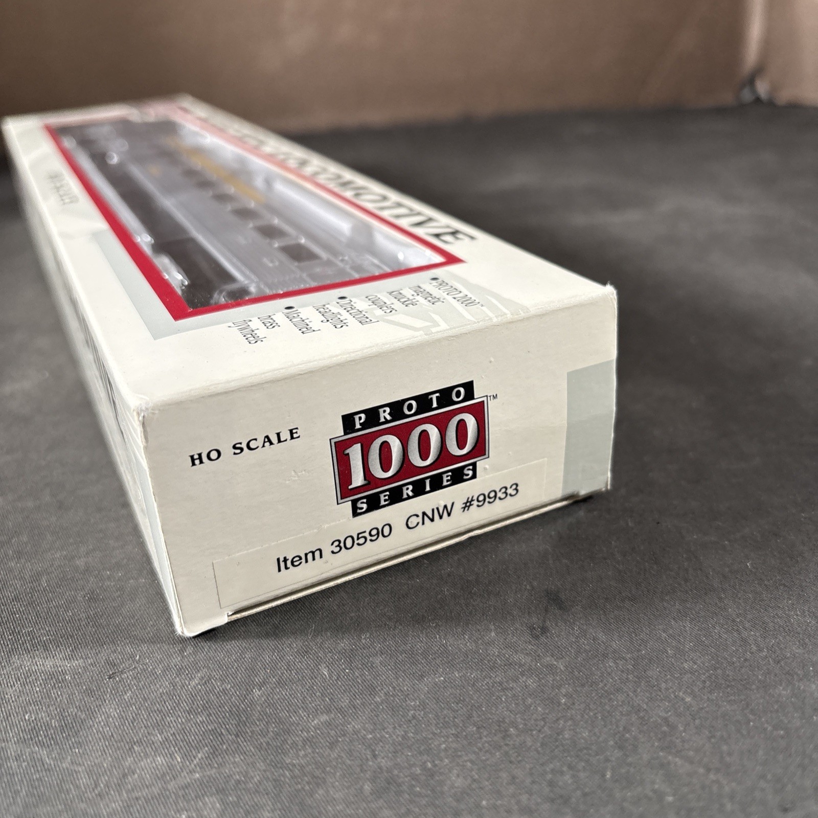 PROTO 1000 30590 CNW #9933 HO SCALE BUDD RDC LOCOMOTIVE NEW OPEN BOX CHI NORTH