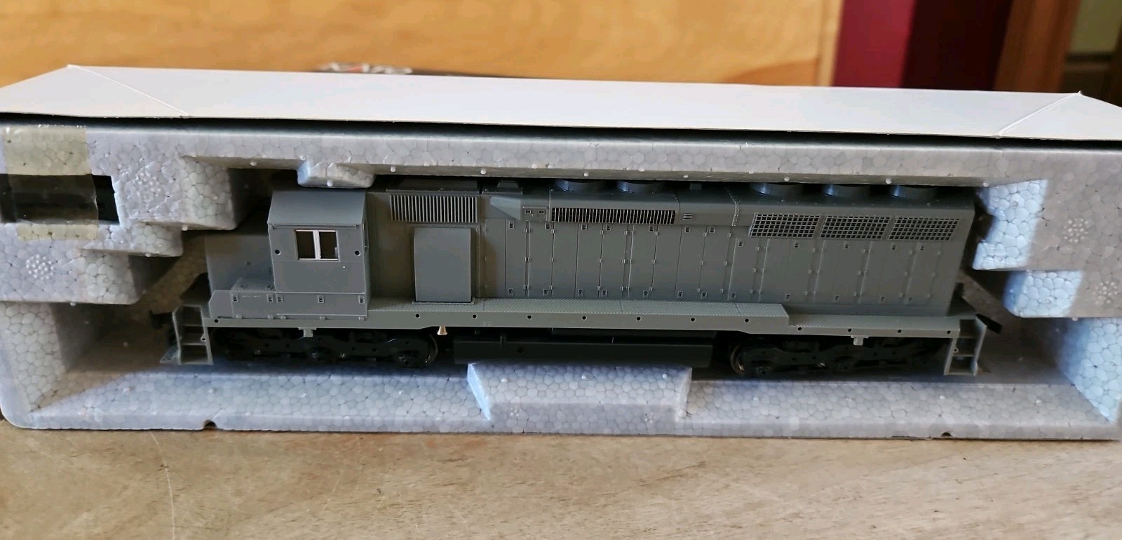 Kato 37-1700 EMD SD45 Undecorated Locomotive NEW IN BOX