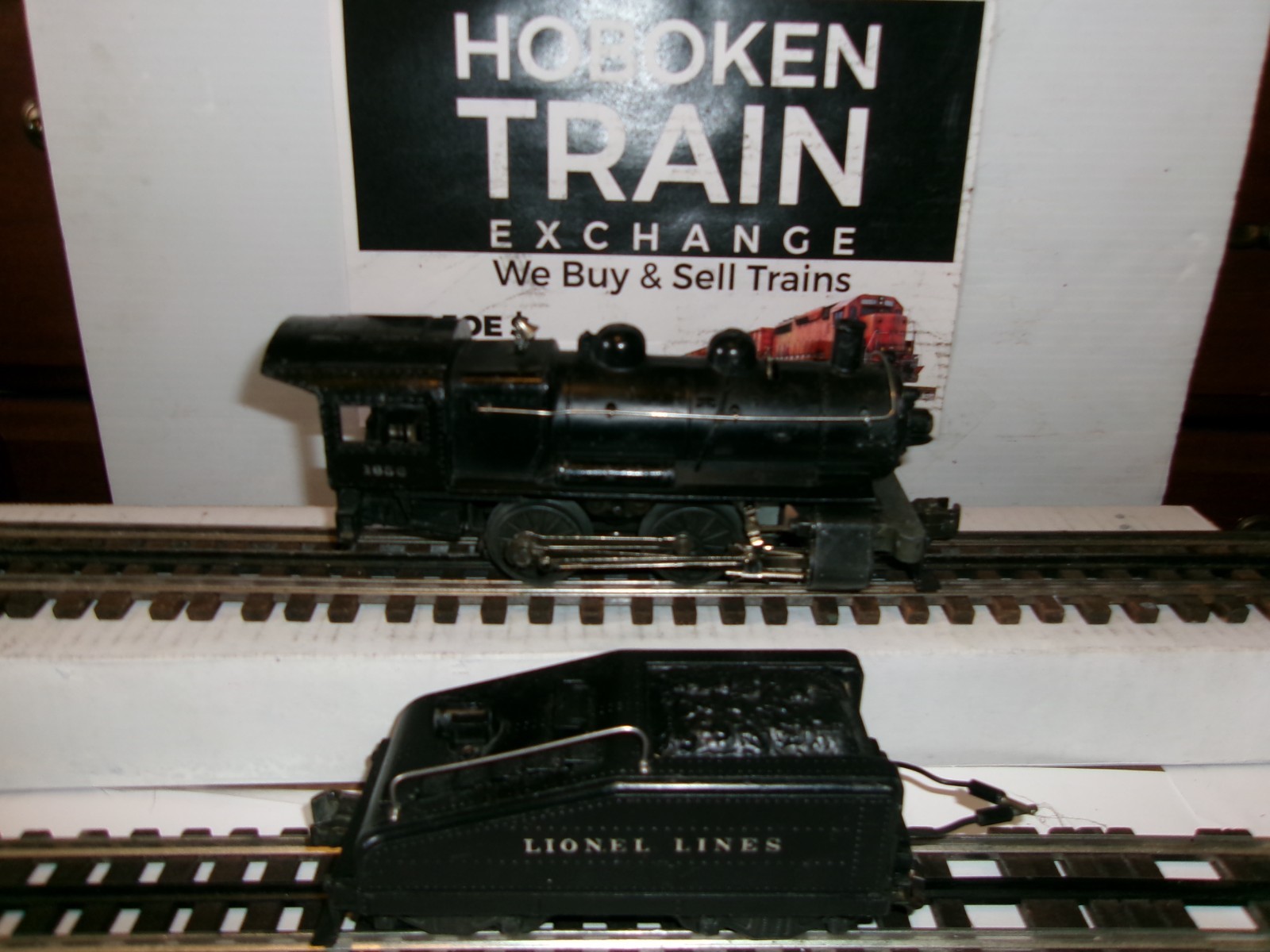 LIONEL POSTWAR #1656 0-4-0 LOCOMOTIVE SMALL NUMBER W/#6403B TENDER