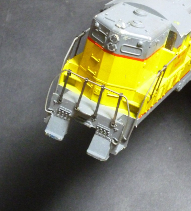 Ho Lionell Athearn? GP9 Union Pacific shell