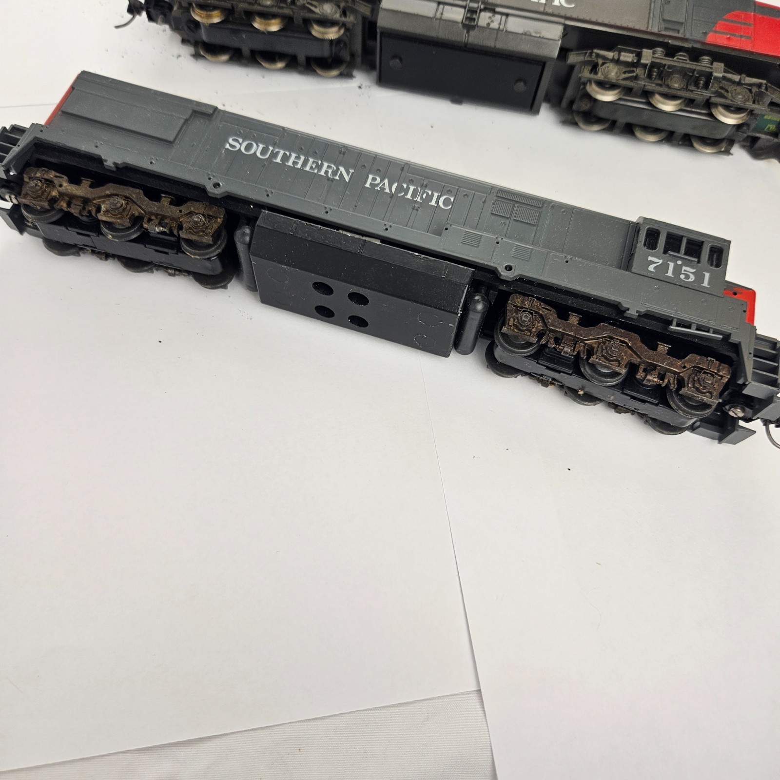 Southern Pacific HO Train Railroad Used Locomotives Lot of 4