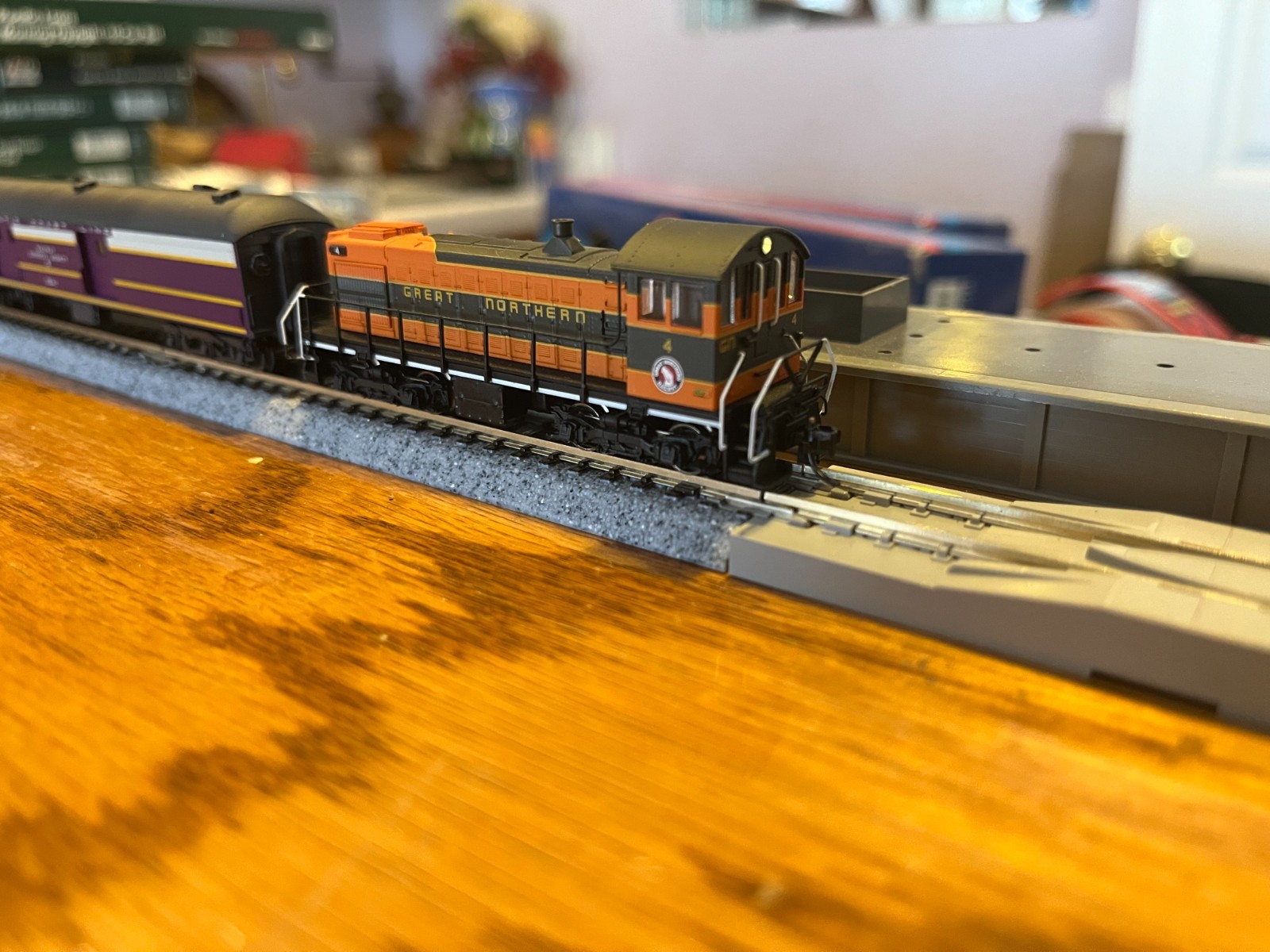 Atlas N DCC Sound Great Northern GN ALCO S-2 #4 Diesel Switcher ESU LokSound