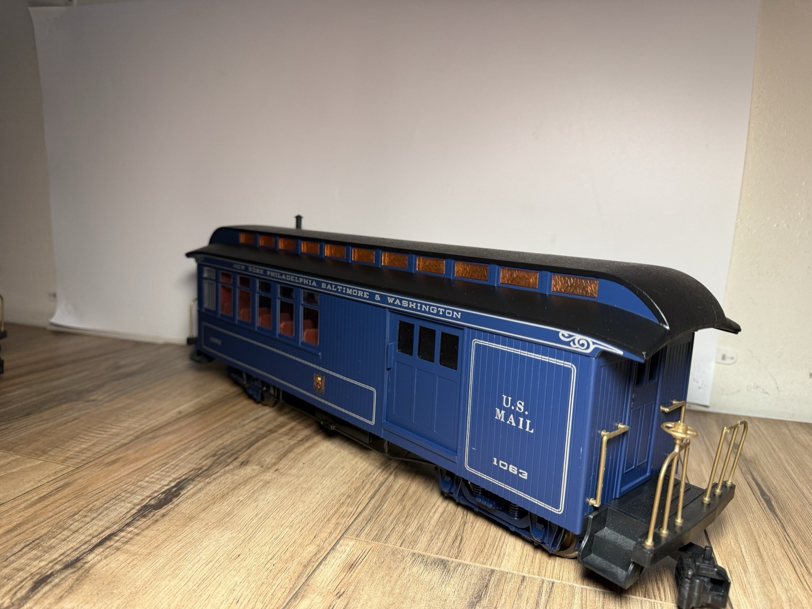 Bachmann Royal Blue line Engine Locomotive B&O1332 U.S. Mail Cars UNTESTED AS-IS