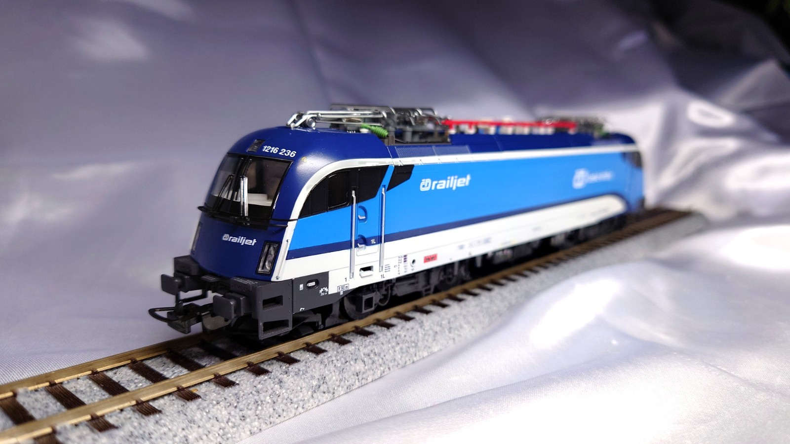 【HO】PIKO EXPERT/HOBBY CD Railjet 8-Car Set