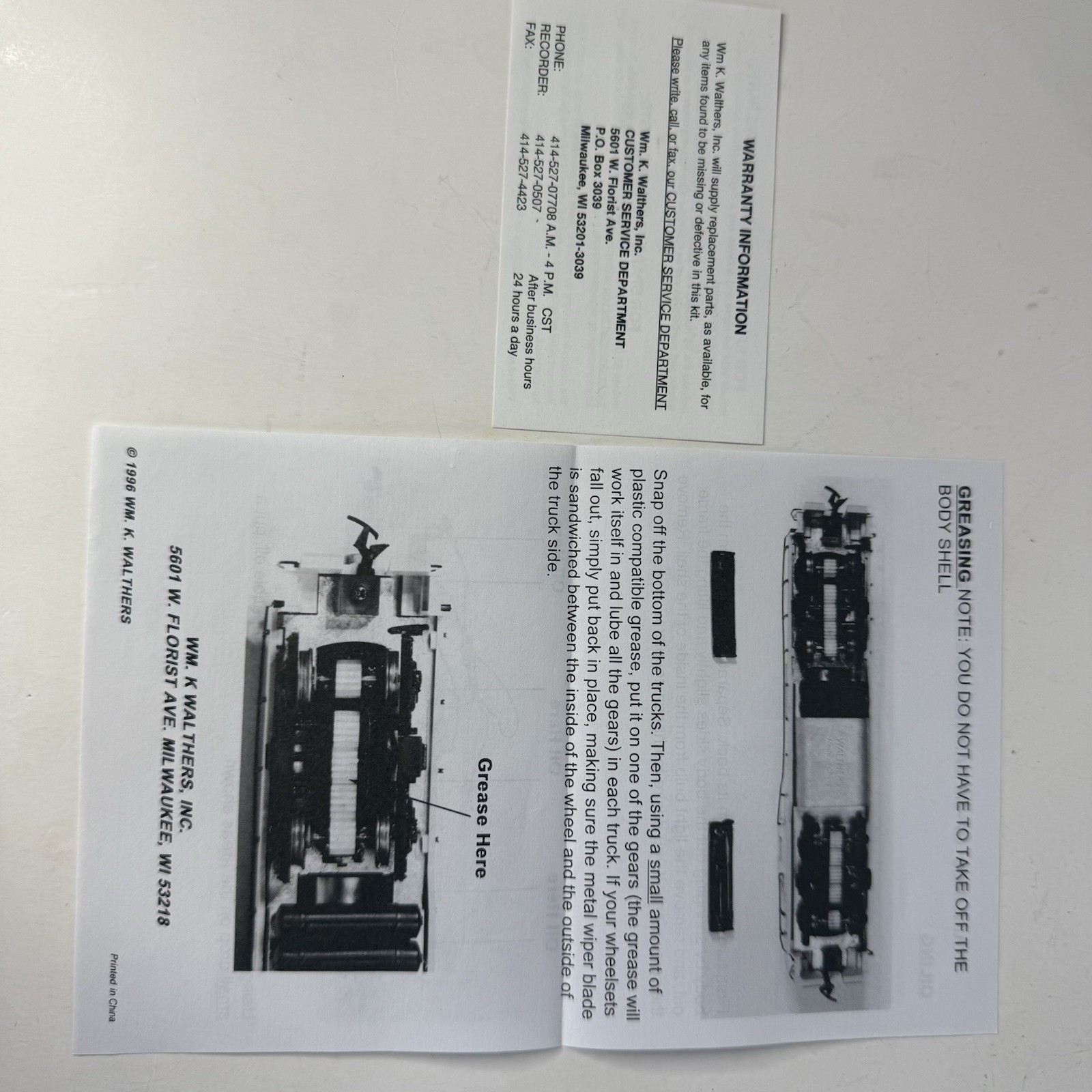 1996 HO Scale Walthers Train line GP9M Milwaukee Road locomotive 974 freight car
