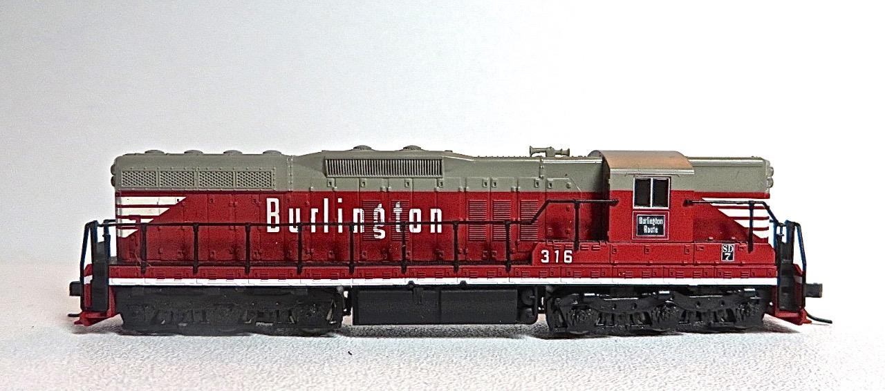 N Kato Atlas 53620 Burlington SD-7 Diesel Cab 316 Brand New Old Stock DCC Ready