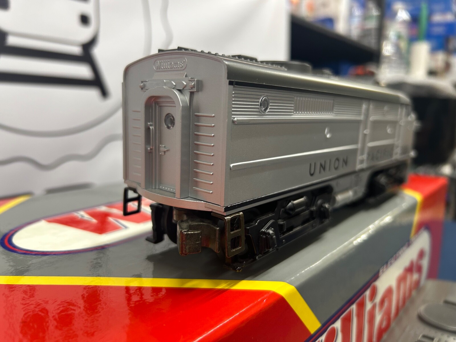 Williams Union Pacific (Silver) #2023 Alco AA Diesel Engine Set w/ True Blast 2