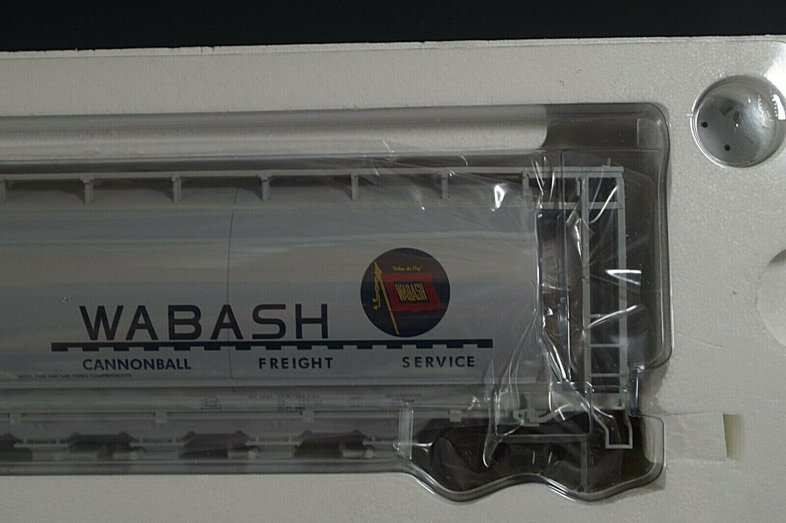 ATLAS ACF 3-BAY CYLINDRICAL HOPPER WABASH #6336-1 0 SCALE NIB TRUE 1/4″ SCALE