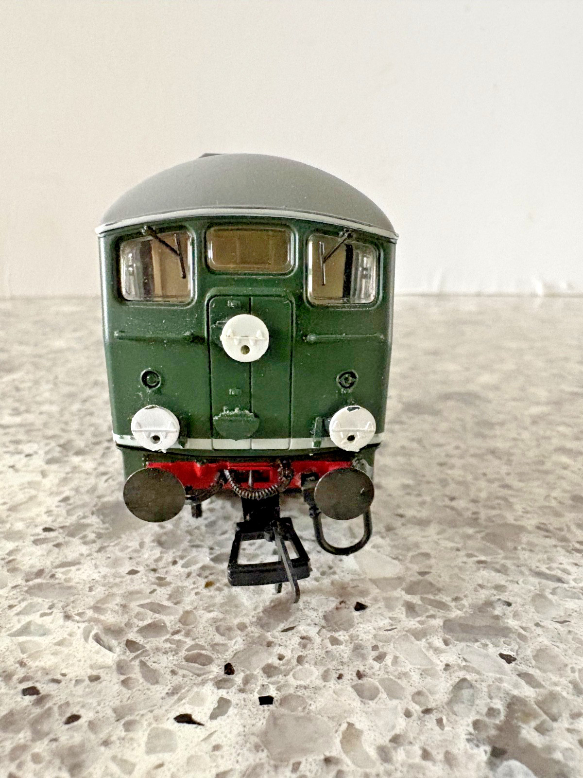 BACHMANN CLASS 24 B0-B0 DIESEL PLAIN BR GREEN DCC FITTED