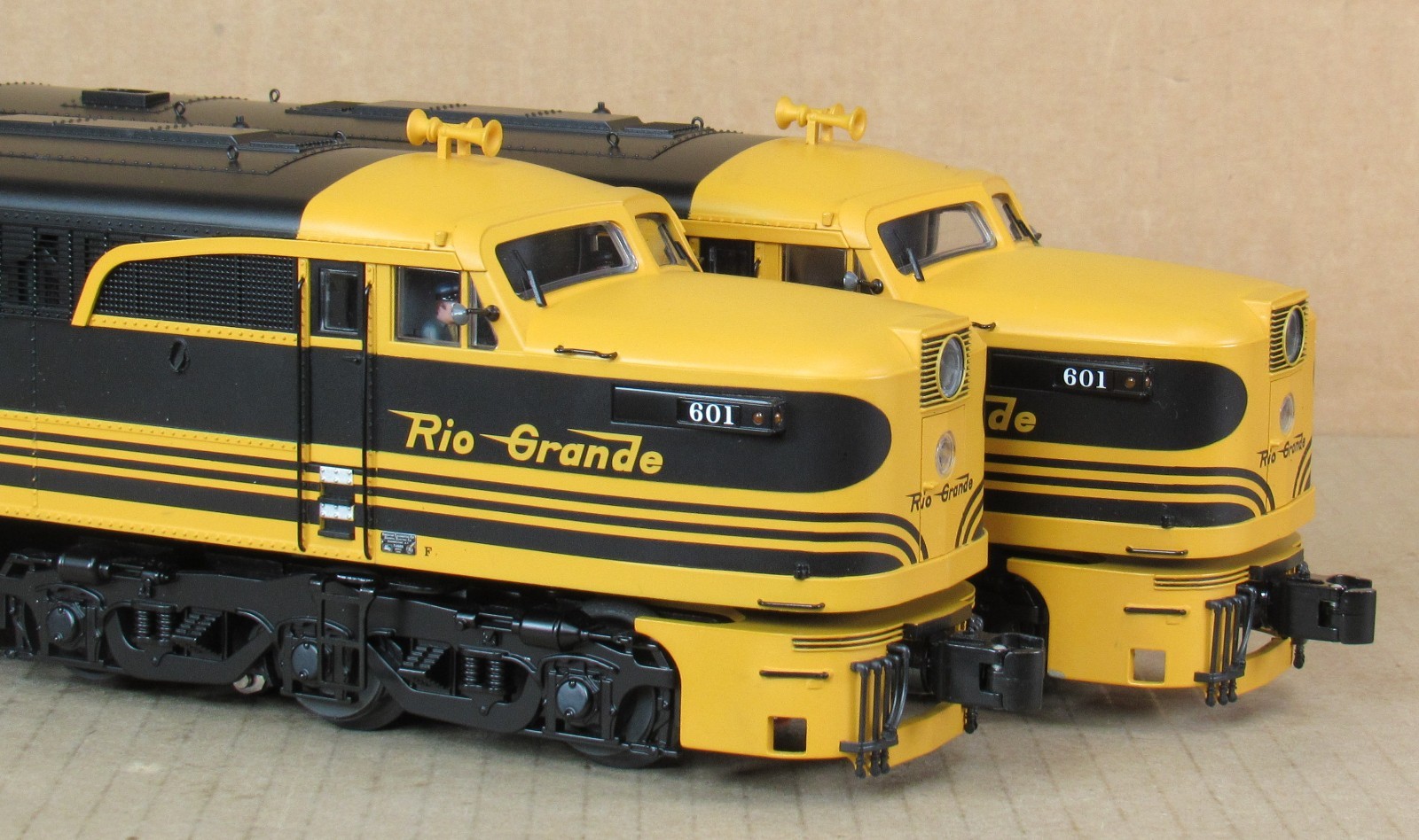 Lionel 24500/24503 Rio Grande PA-1 A-B-A Diesel Engine Set w/TMCC/RS O-Gauge LN