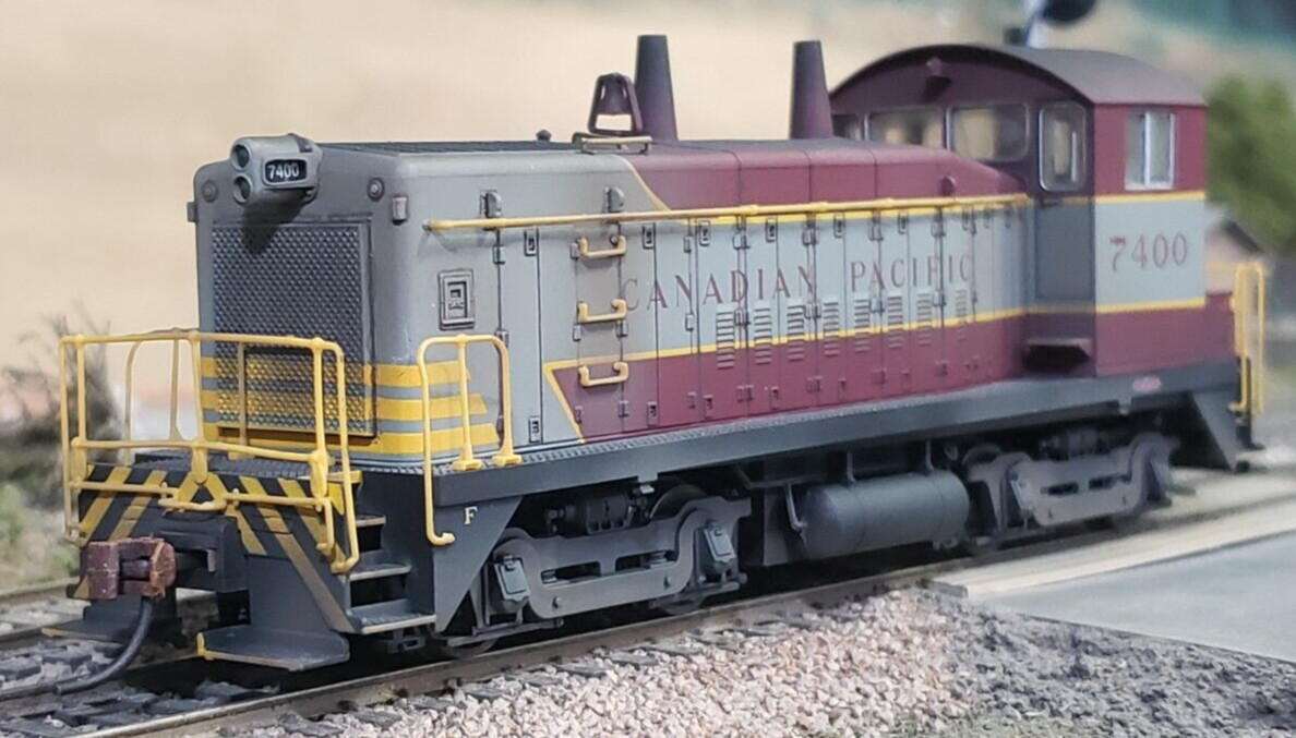 Life-Like/Proto HO Scale Canadian Pacific (CPR) SW9 Diesel Loco Custom Weathered