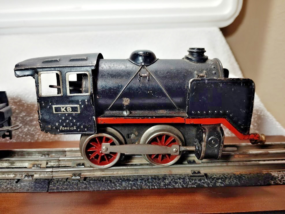 K.B.N. Karl Bub O Gauge 0-4-0 Pre War Clockwork Windup Steam Locomotive & Tender