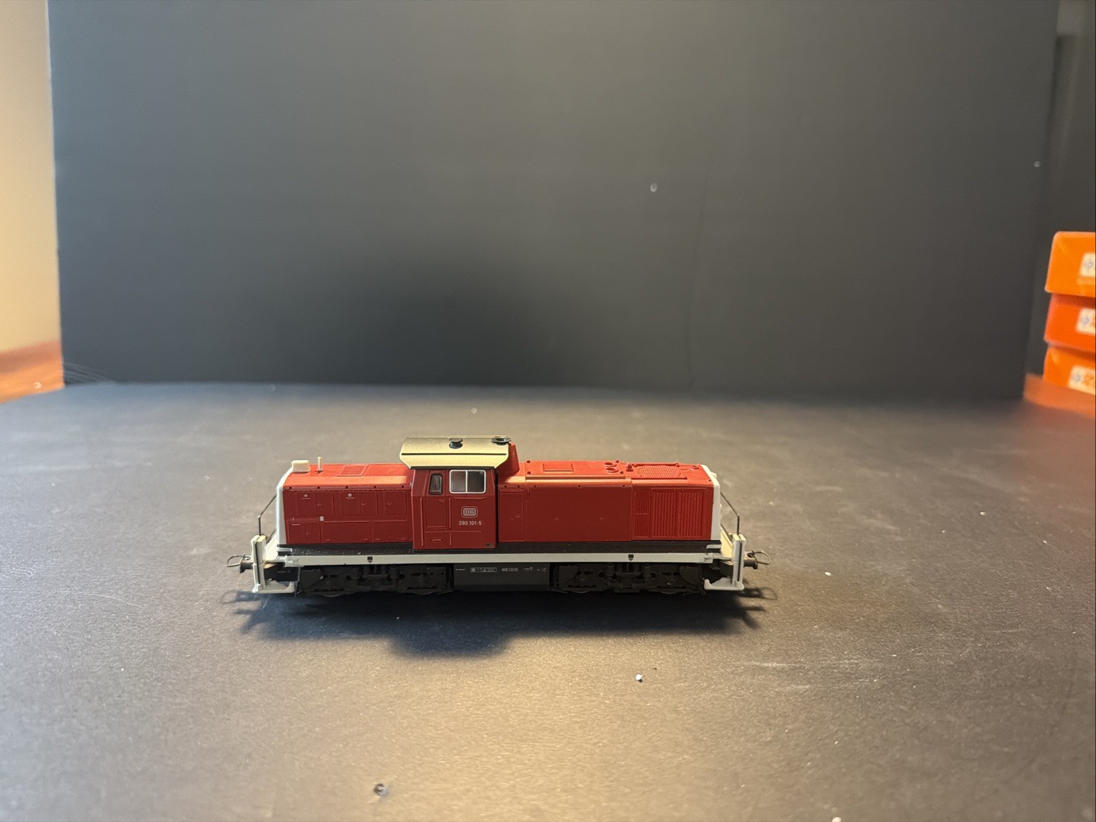 ROCO HO 43458 DB CLASS 290 101-5 DIESEL LOCOMOTIVE R.3