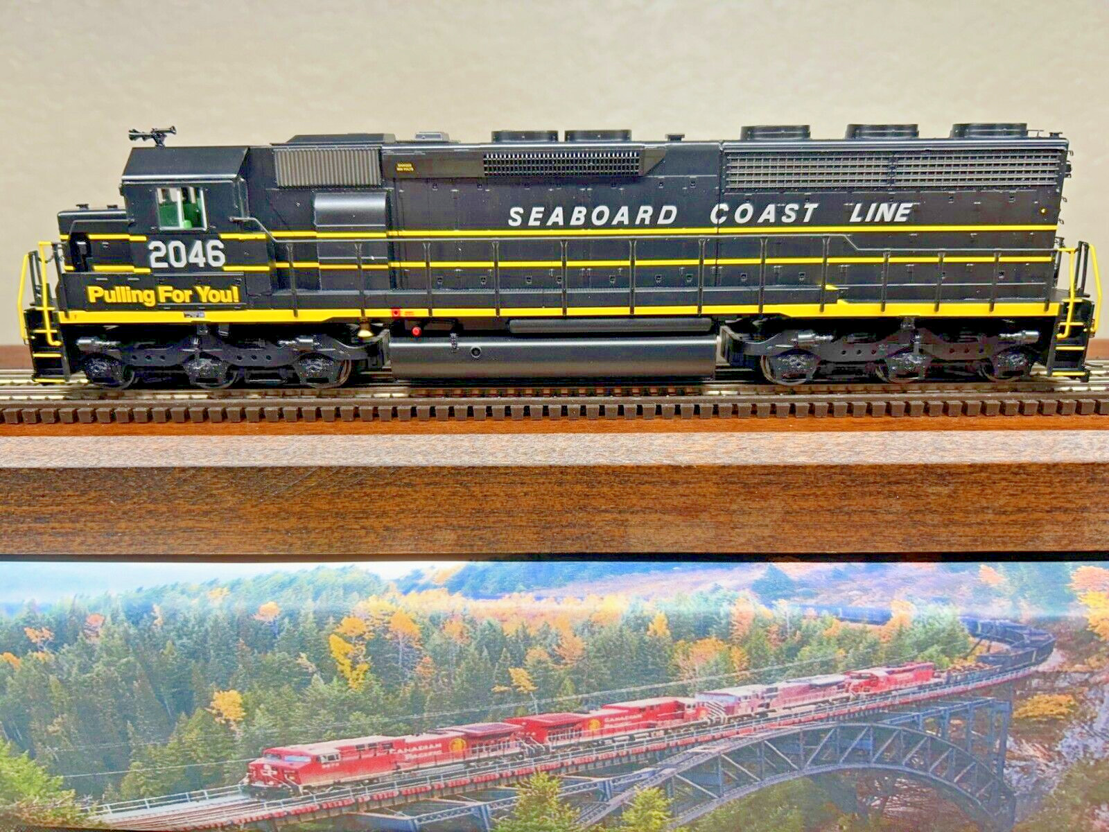 SEABOARD COAST LINE SD45-2 LOCO- DCC/SOUND – HO Scale -“GENESIS” NEW RTR OOP