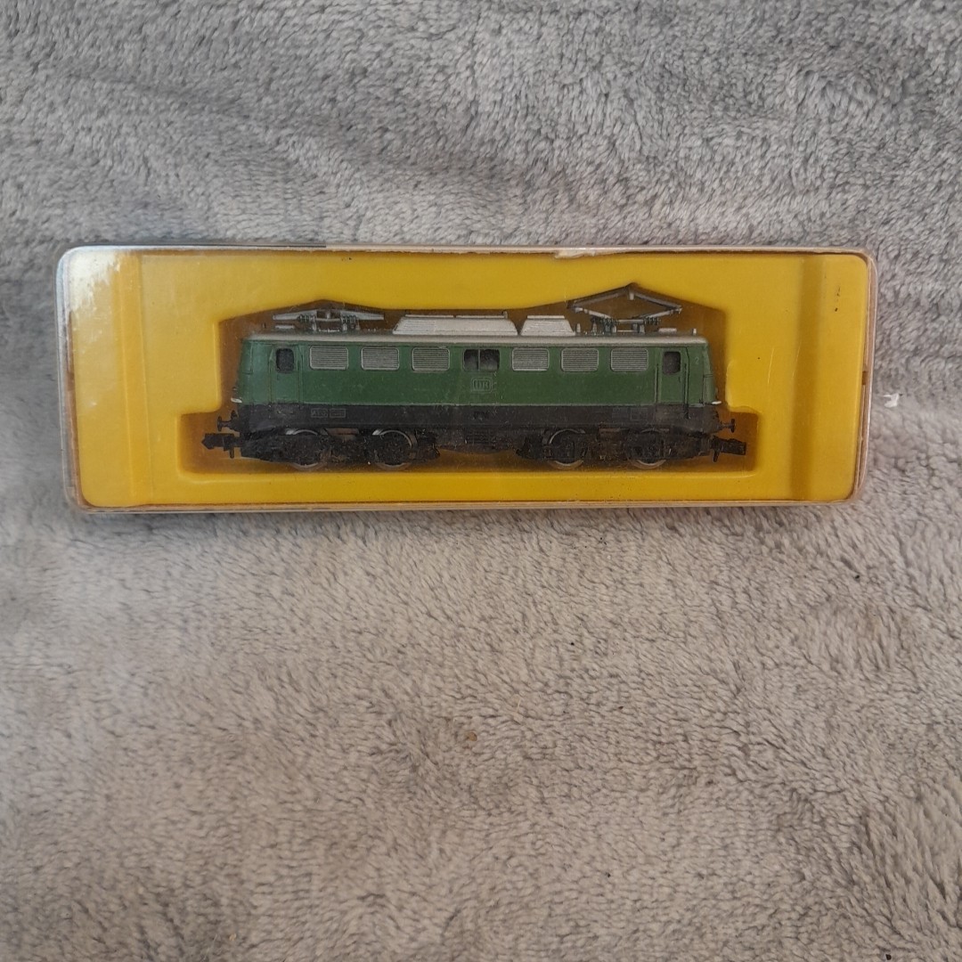 N Scale 9mm 1:160 Arnold Rapido 0235 Electric Locomotive Green Vintage-As Is