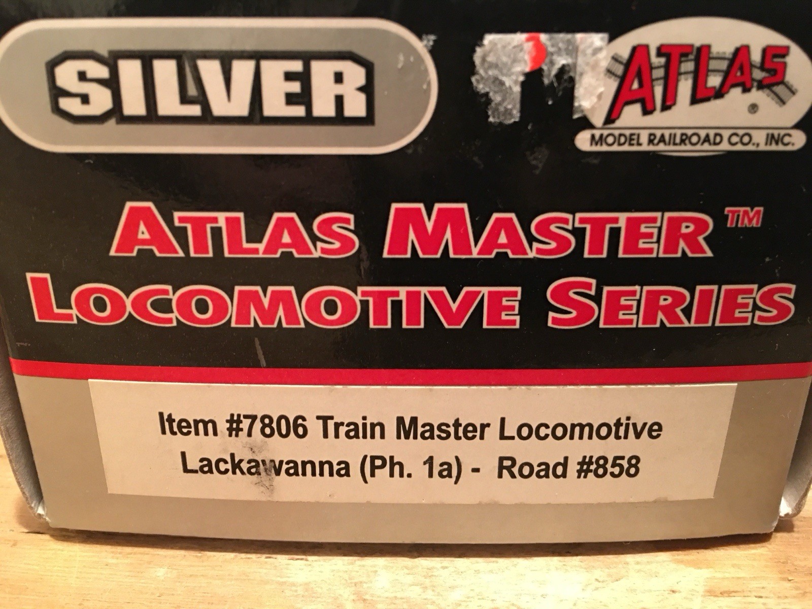 HO Atlas 7806 Lackawanna Train Master Diesel Locomotive DL&W #858 Weathered