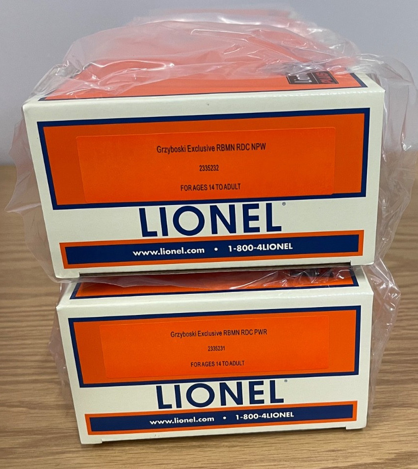 Lionel 2335230 Reading & Northern RDC Budd 2 Car Set LionChief 2.0 Train O Gauge