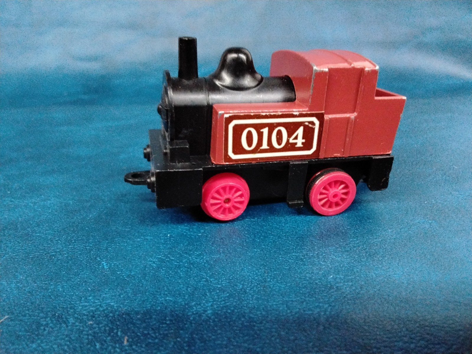 VTG Pull Back Toy Train Steam Locomotive Engine No.0104