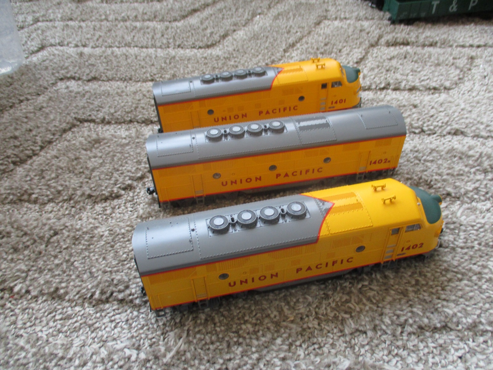 S Helper UP F-3 ABA diesel set (5/21) Scale DC