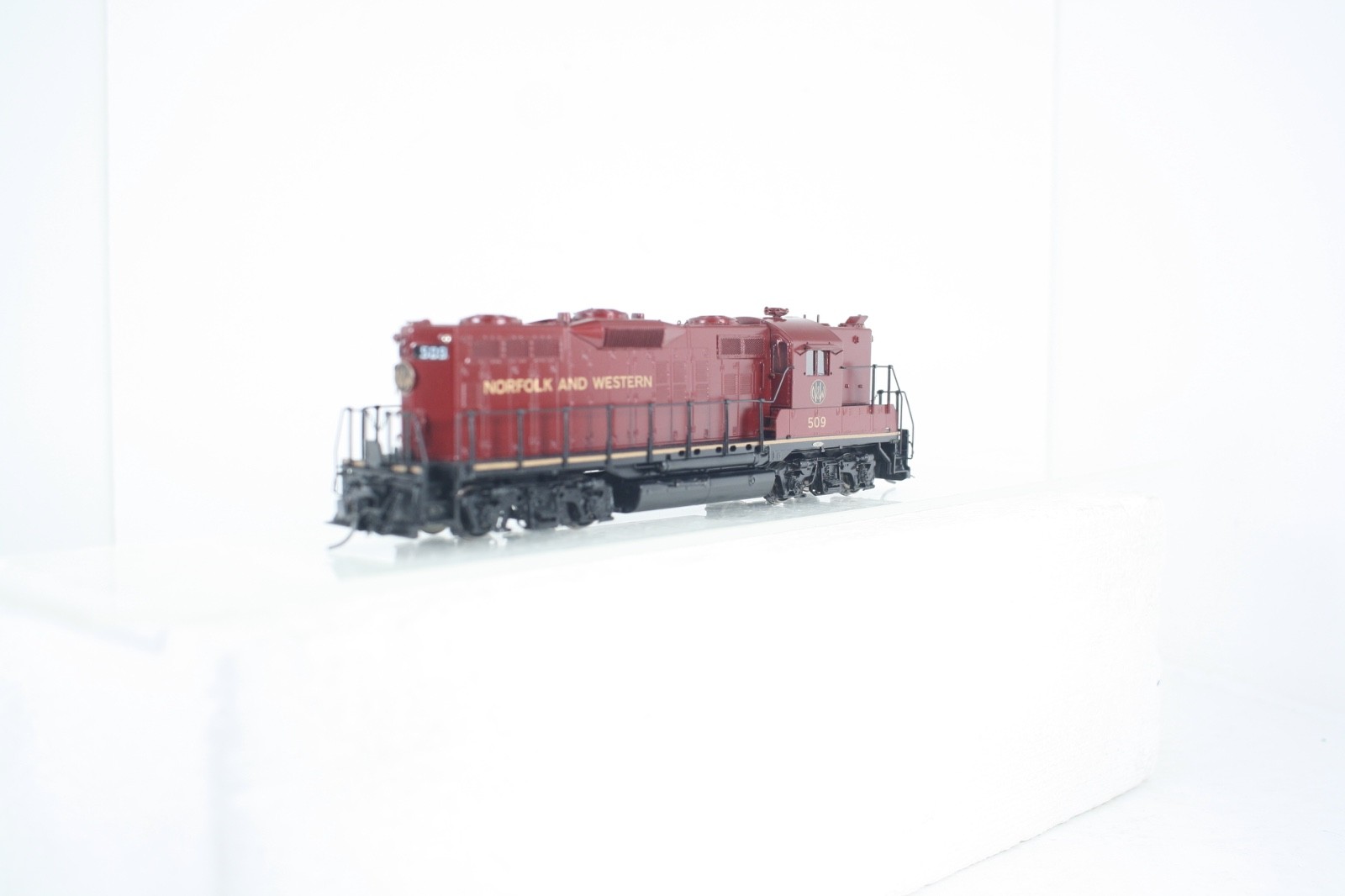 HO Brass Overland Models 5620.1 Norfolk & Western GP9 Diesel #509 Excellent