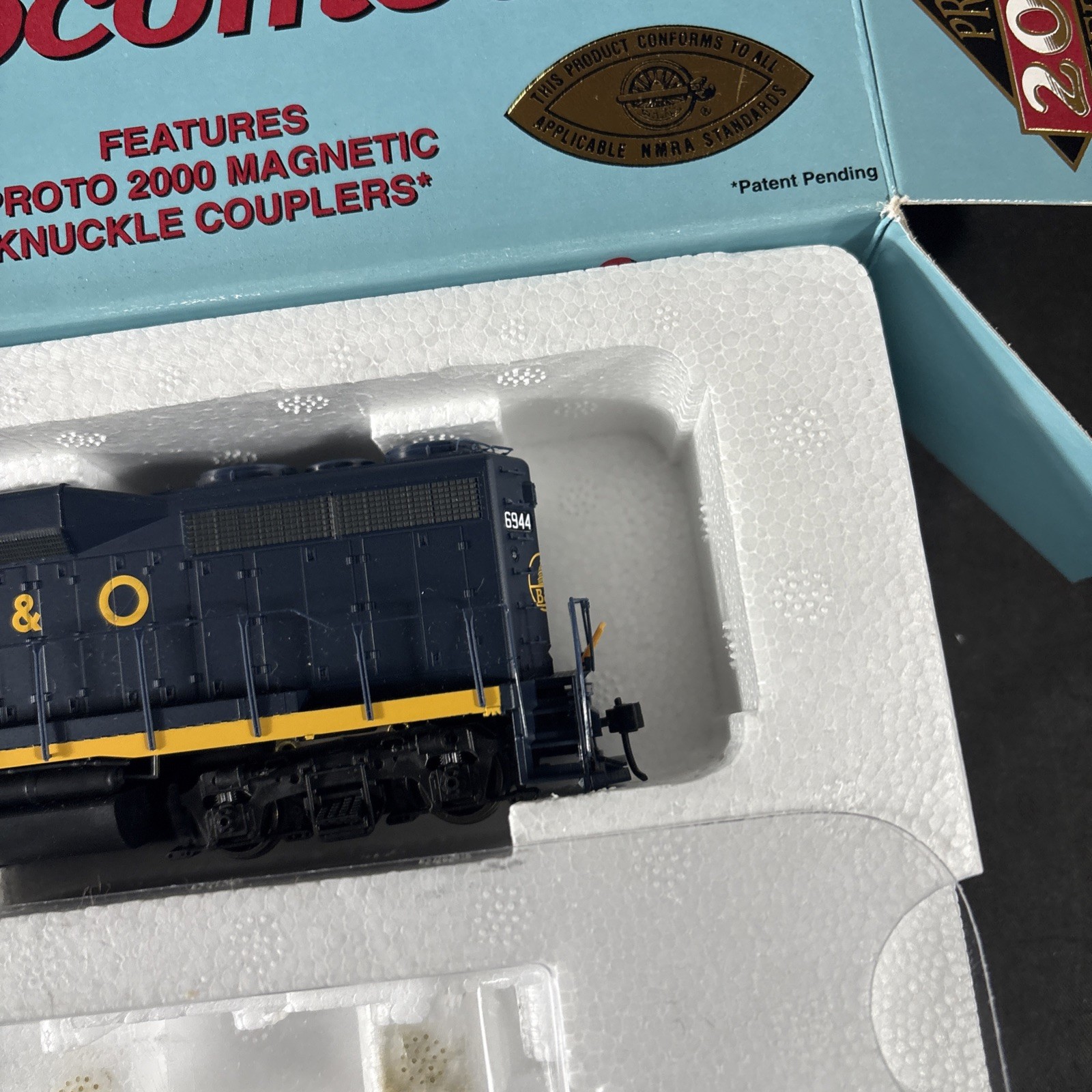 PROTO 2000 HO SCALE LOCOMOTIVE GP30 ASSEMBLED WORKING LN 21512 B&O 6944 DCC