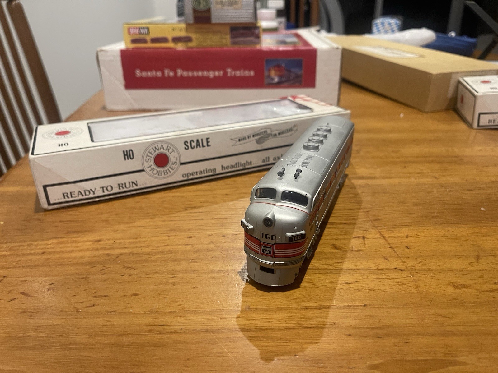 Stewart Hobbies HO Scale Burlington CB&Q Locomotive A-B Set-Vintage