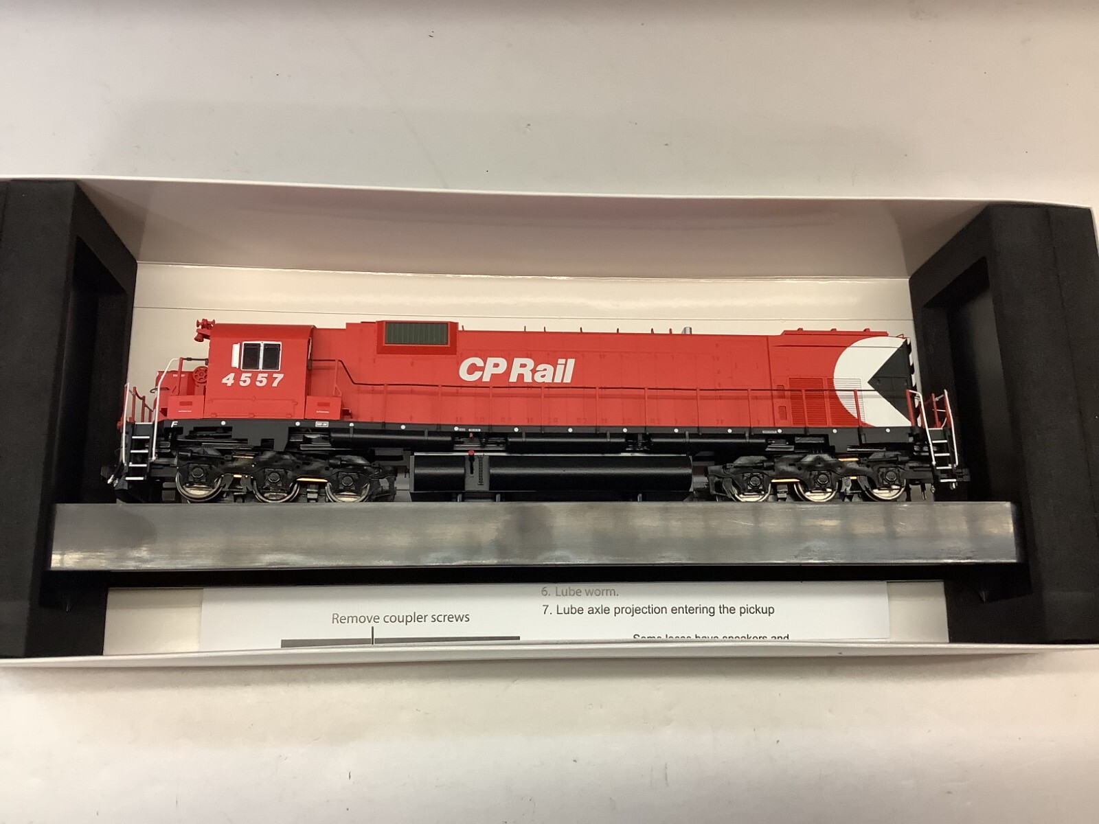 Bowser #24831 HO scale “CP Rail” M630 5 stripe Analog DCC READY Rd. #4557