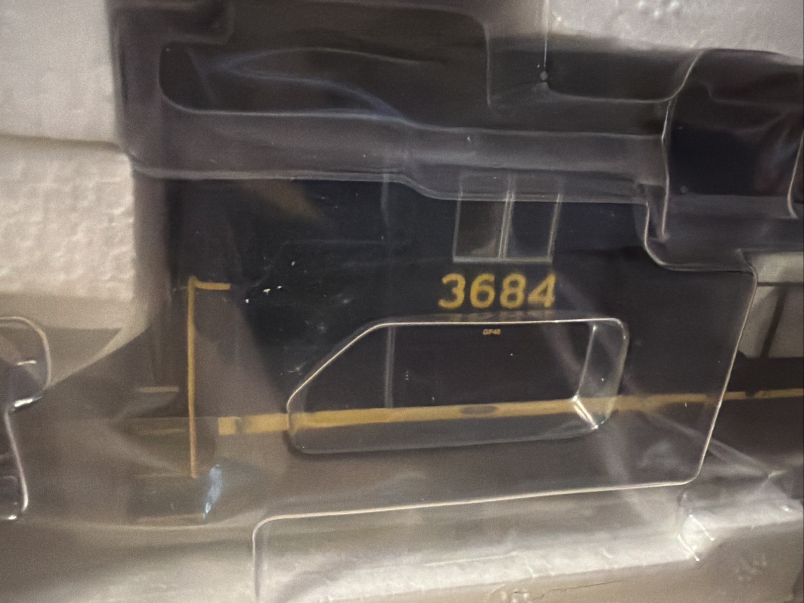 Atlas Master HO Baltimore & Ohio GP-40 Low Nose Locomotive #9738 #3684 DCC