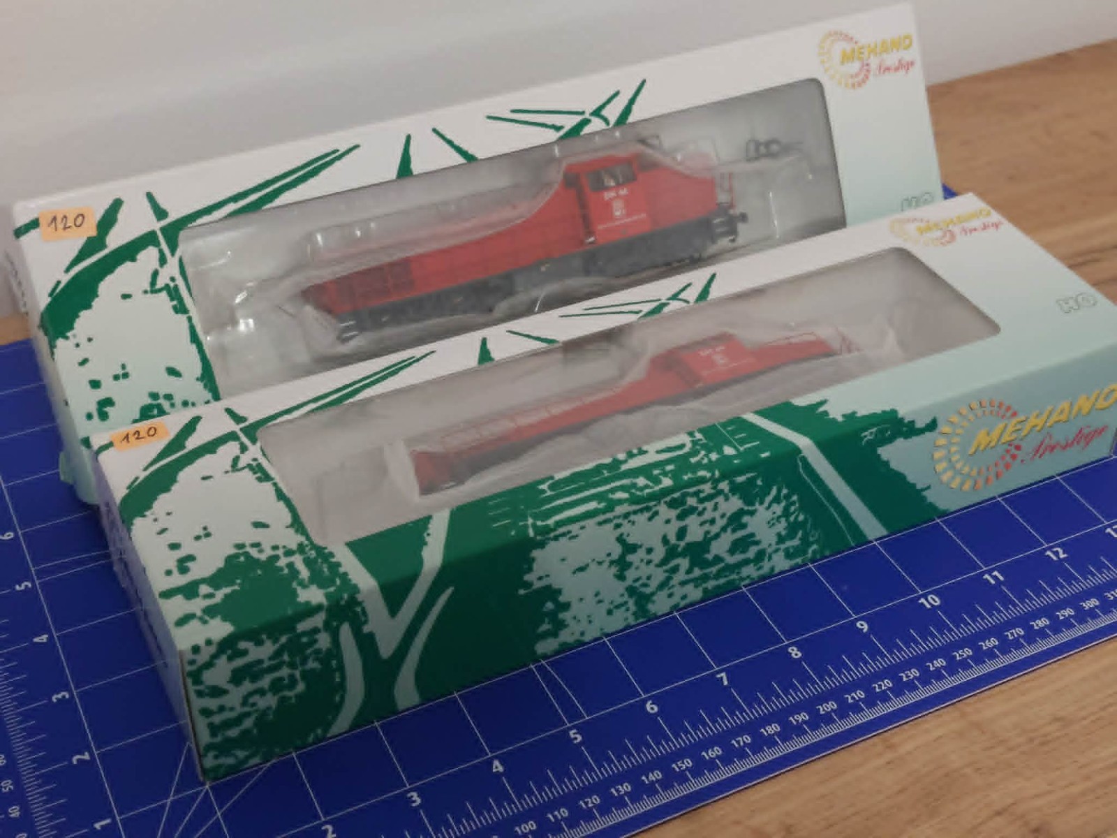 HO Mehano Prestige Vossloh / MaK G1206 – HGK DH 44 DCC READY diesel locomotive