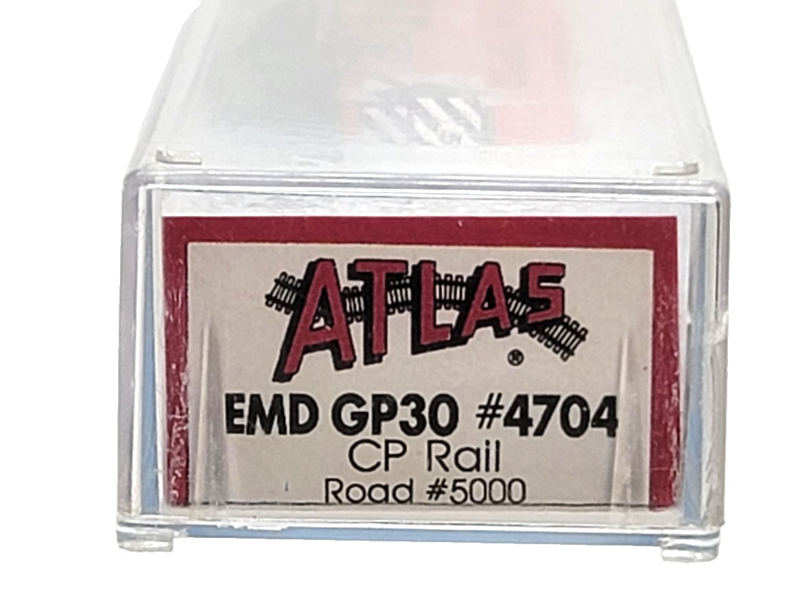 N ATLAS/KATO 4704 EMD GP30 Canadian Pacific Loco #5000 (Tested) Rapido cplrs #2