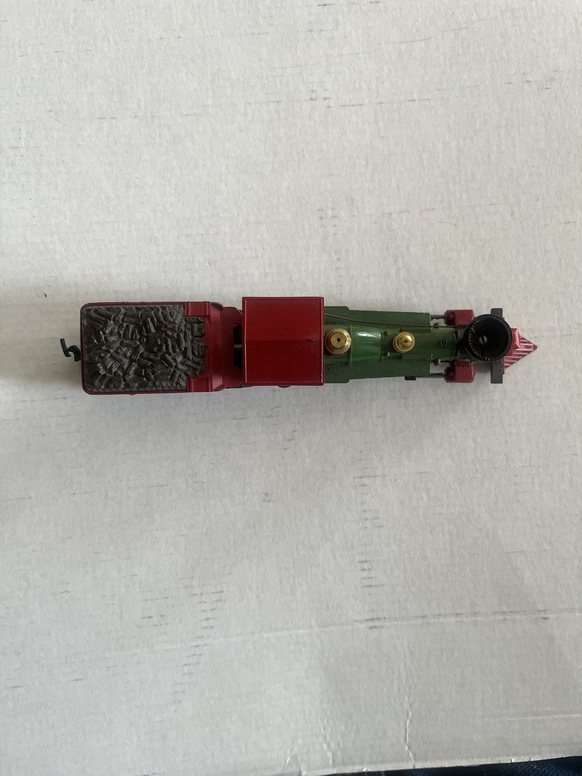 Mantua General 3960 Locomotive with Tender 3240 HO. Not Tested. Wheels Missing