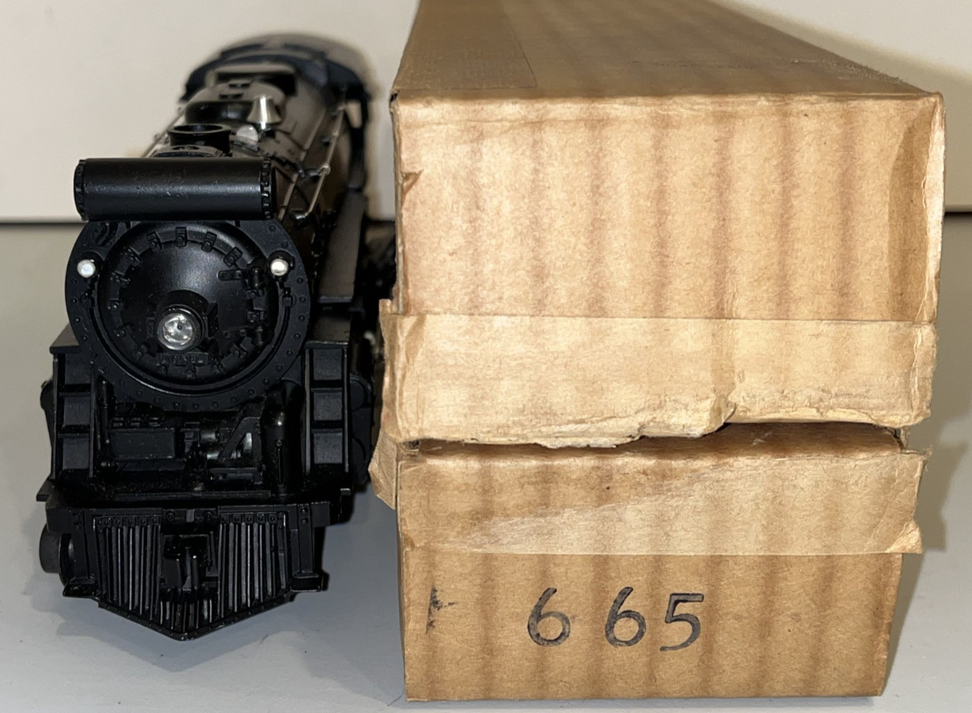 Lionel Postwar 665 4-6-4 Steam Engine ONLY with Box – Fabulous box and engine