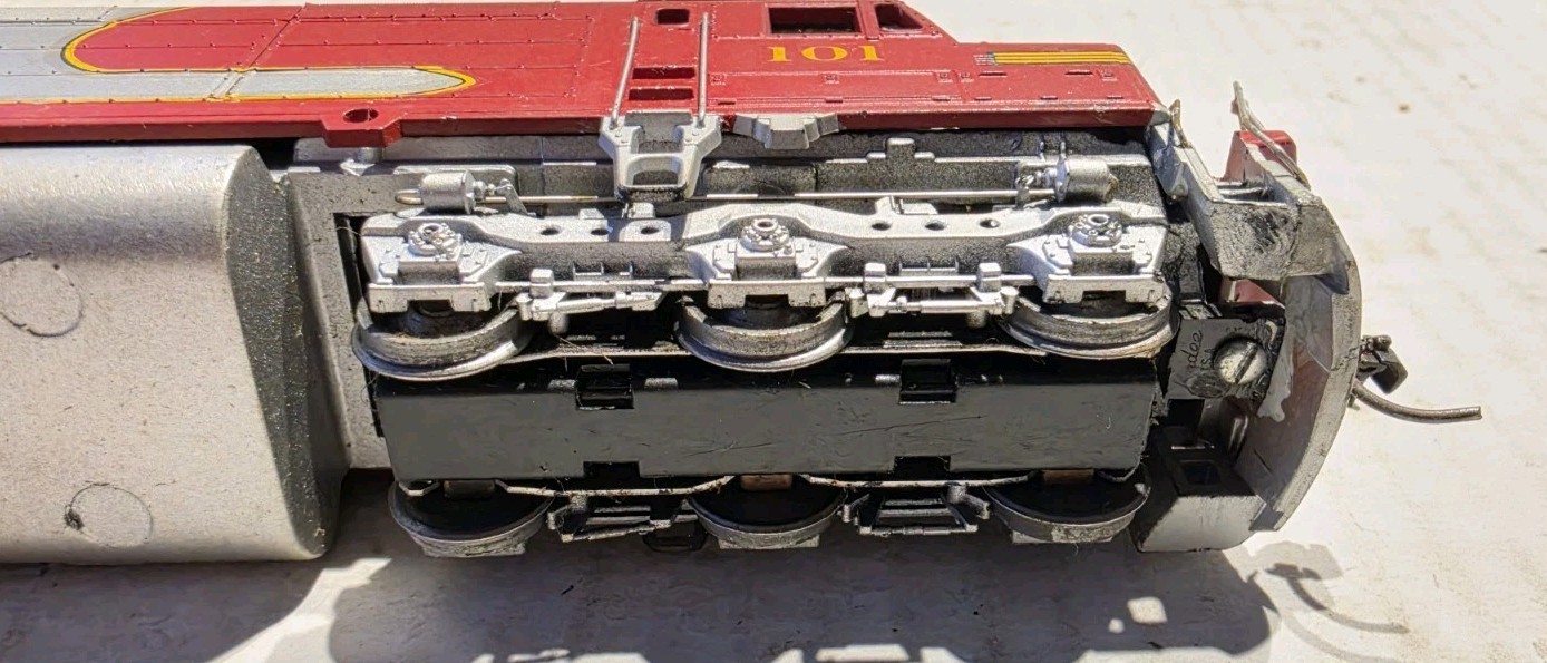 Athearn HO Scale Diesel Engine Santa Fe #101